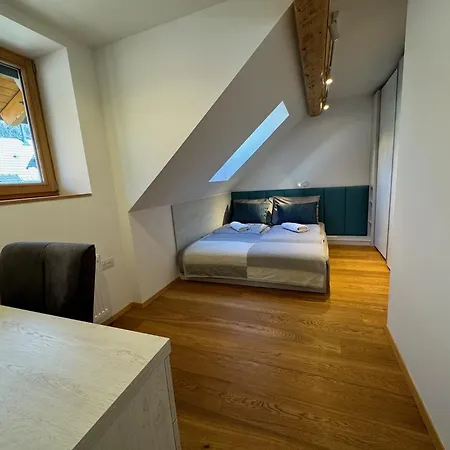 Apartment Gloria - *