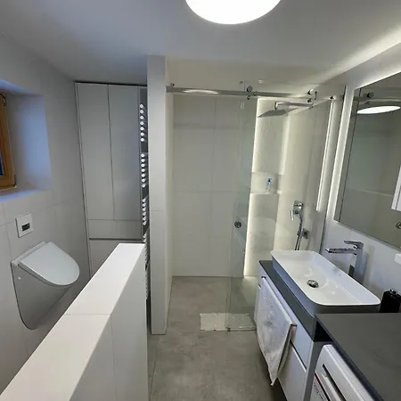 Gloria - * Kranjska Gora