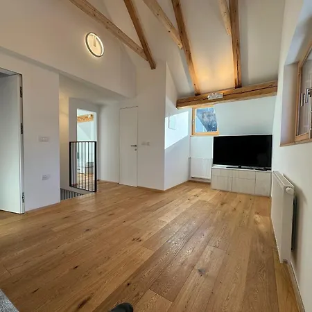 Apartment Gloria -
